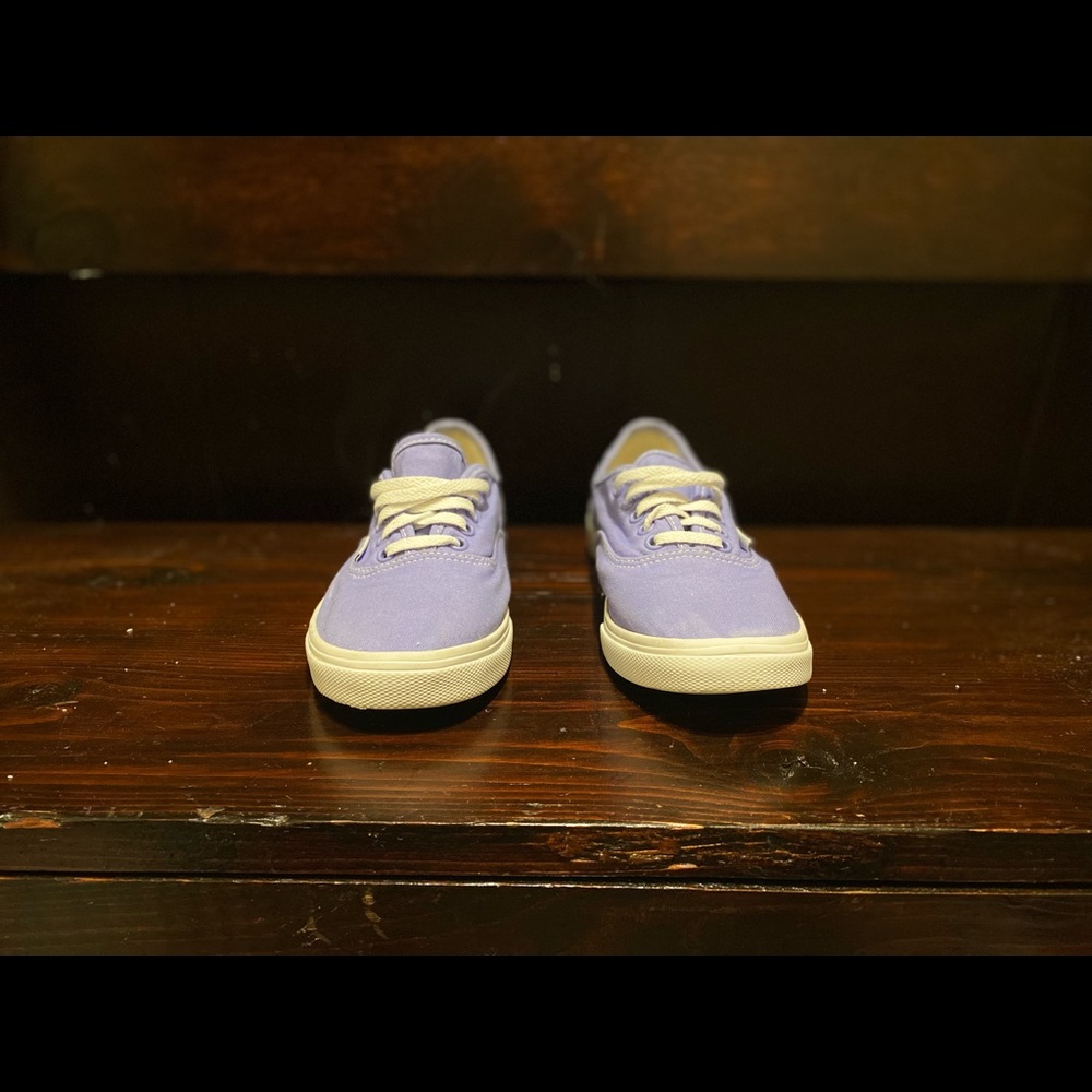 Vans - Picture 3 of 3
